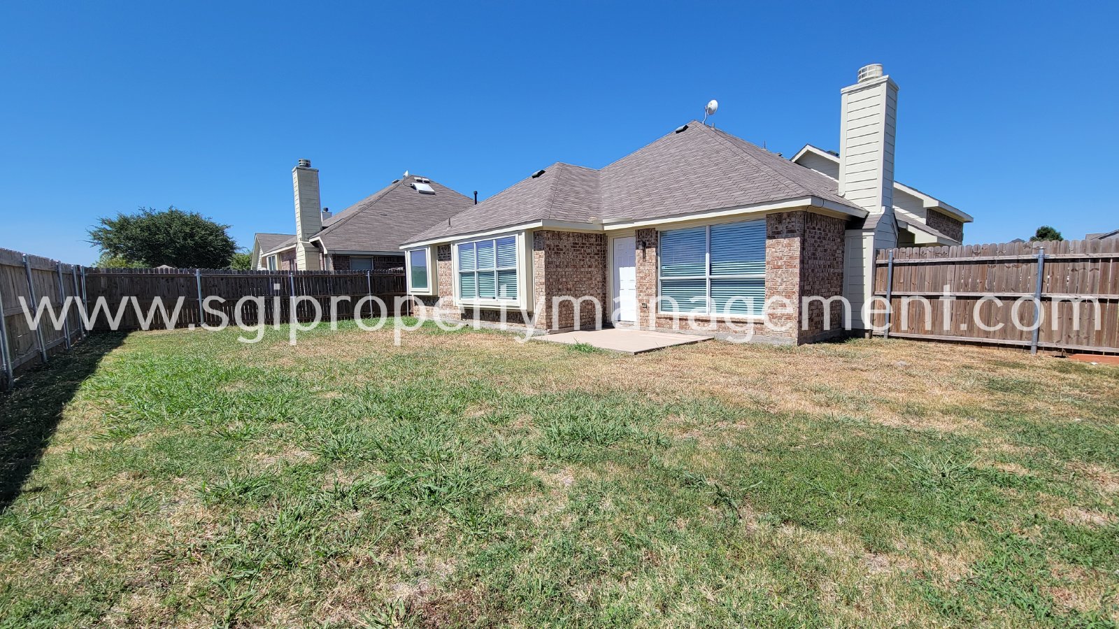 Beautiful 3 bedroom home ready for move-in property image