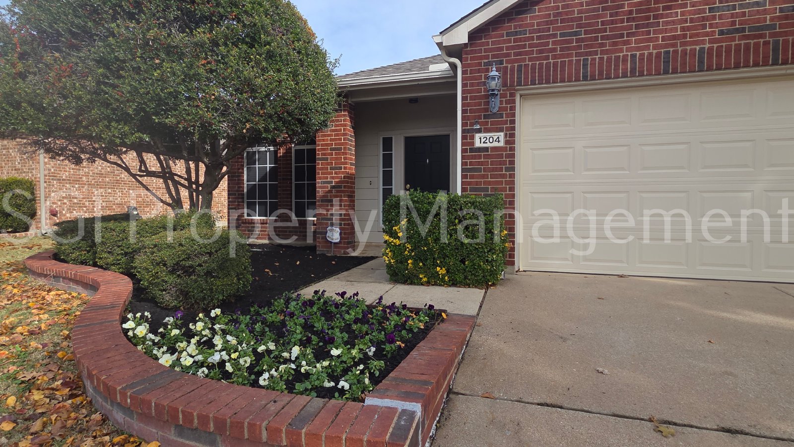 Updated home ready for move in property image