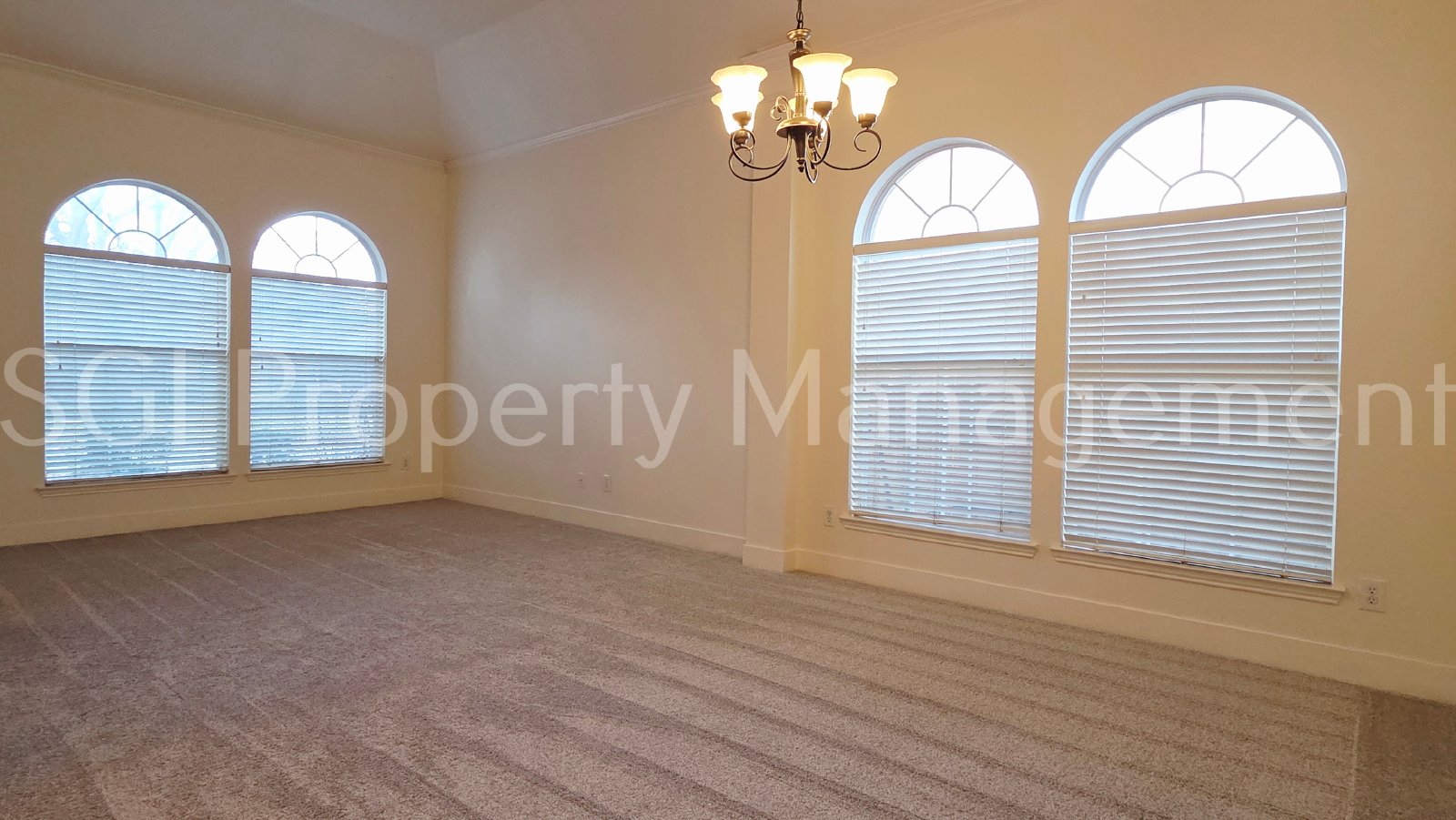 Spacious home ready for move in property image