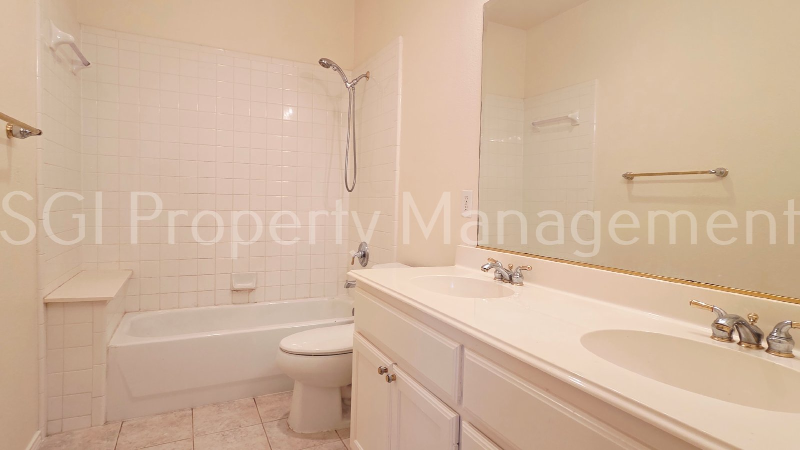 Spacious home ready for move in property image