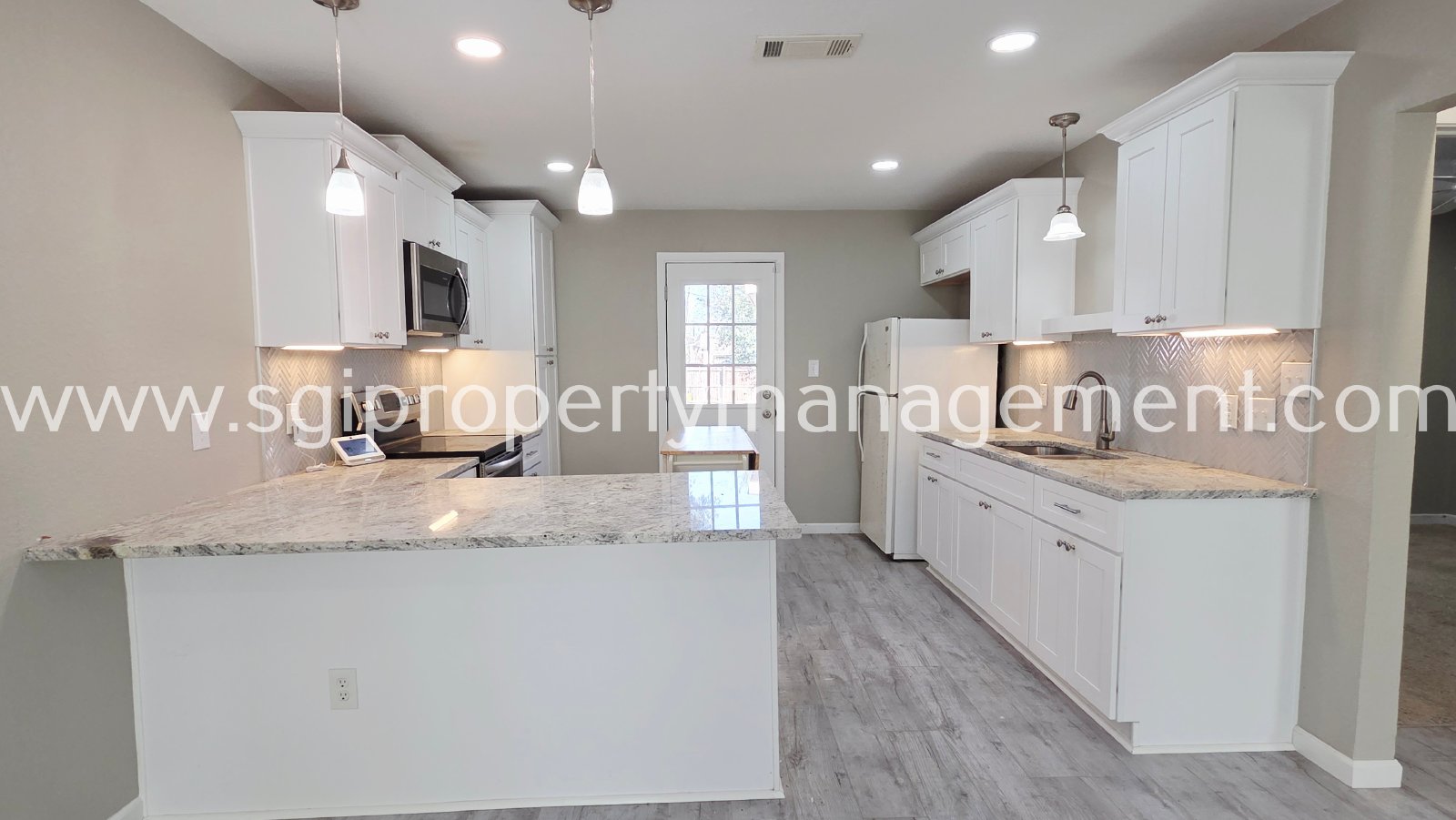 Remodeled home ready for move in property image