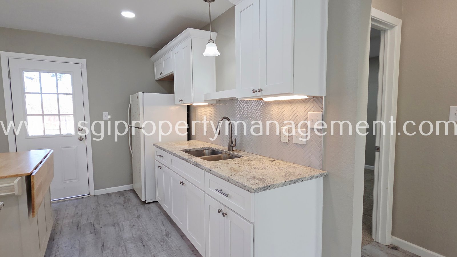 Remodeled home ready for move in property image