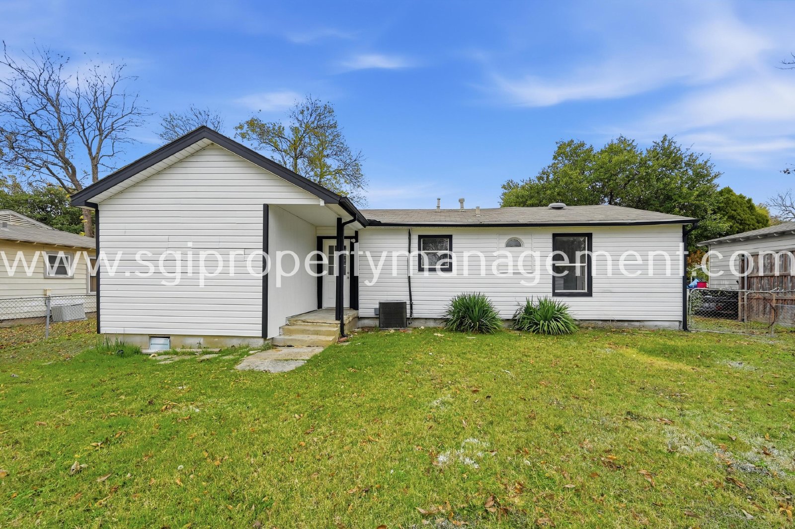 Updated 3 Bed, 2 Bath Home in Prime Central Plano Location! property image