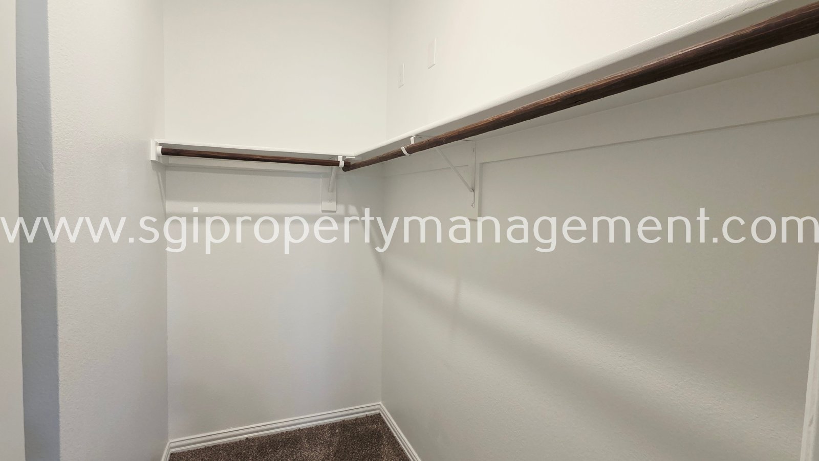 Beautiful 3 bedroom single level in Greenville property image