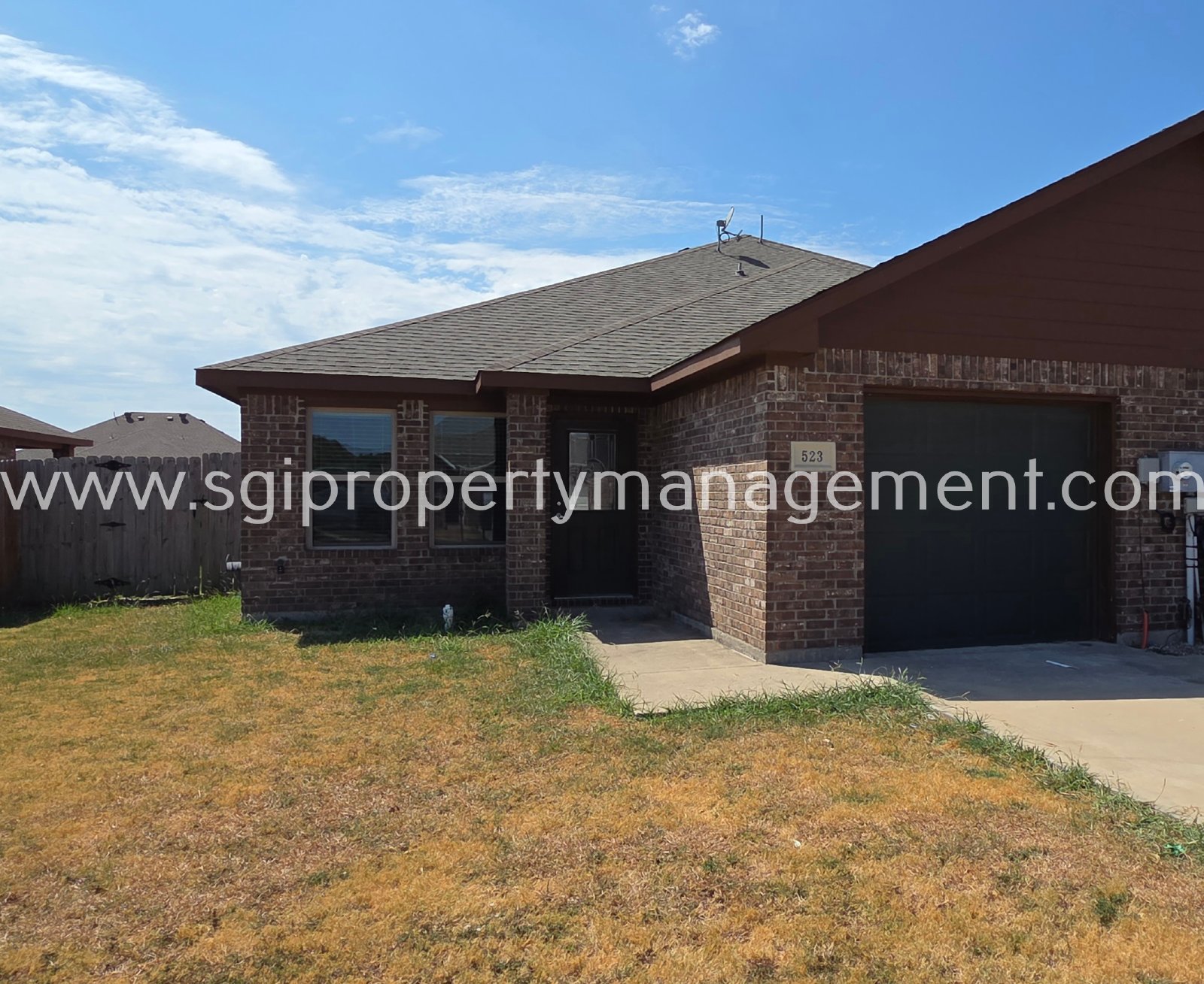 Adorable 3 bedroom with large yard property image