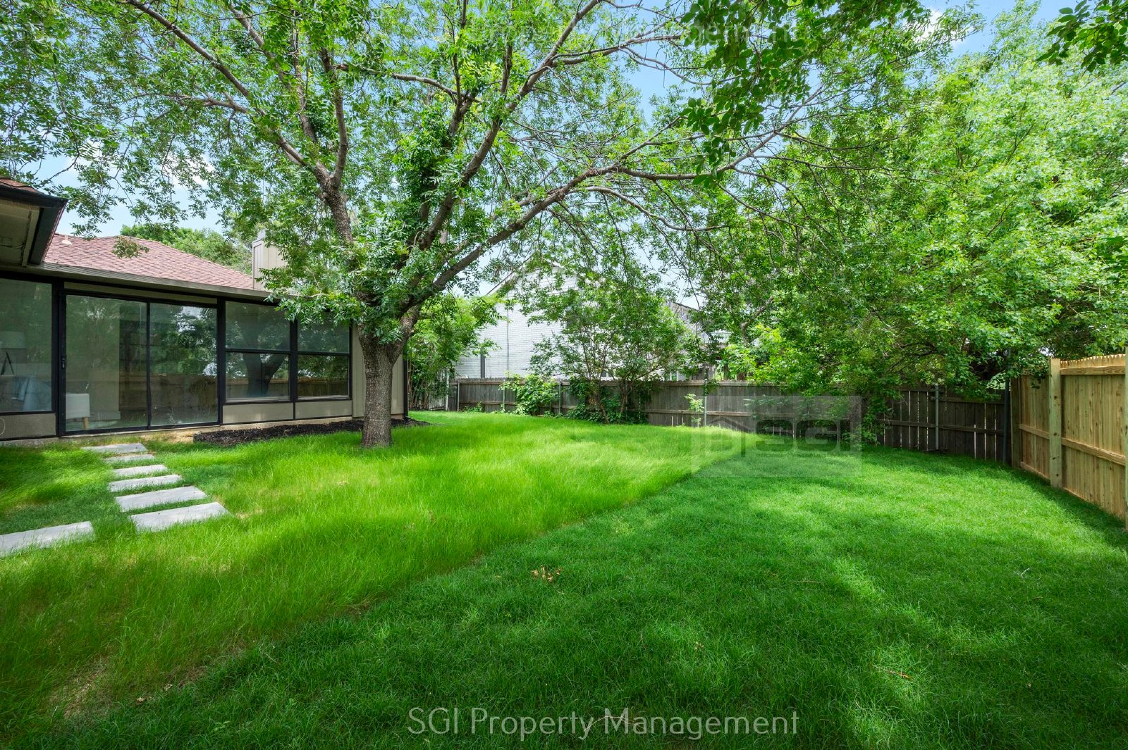 2903 Creekside Ct property image