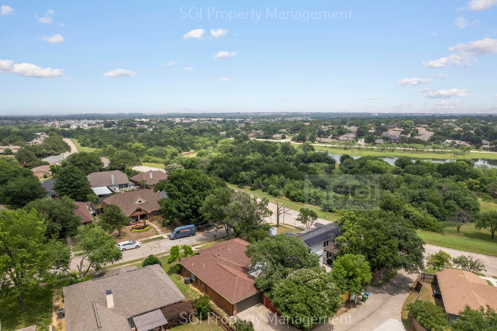 2903 Creekside Ct property image