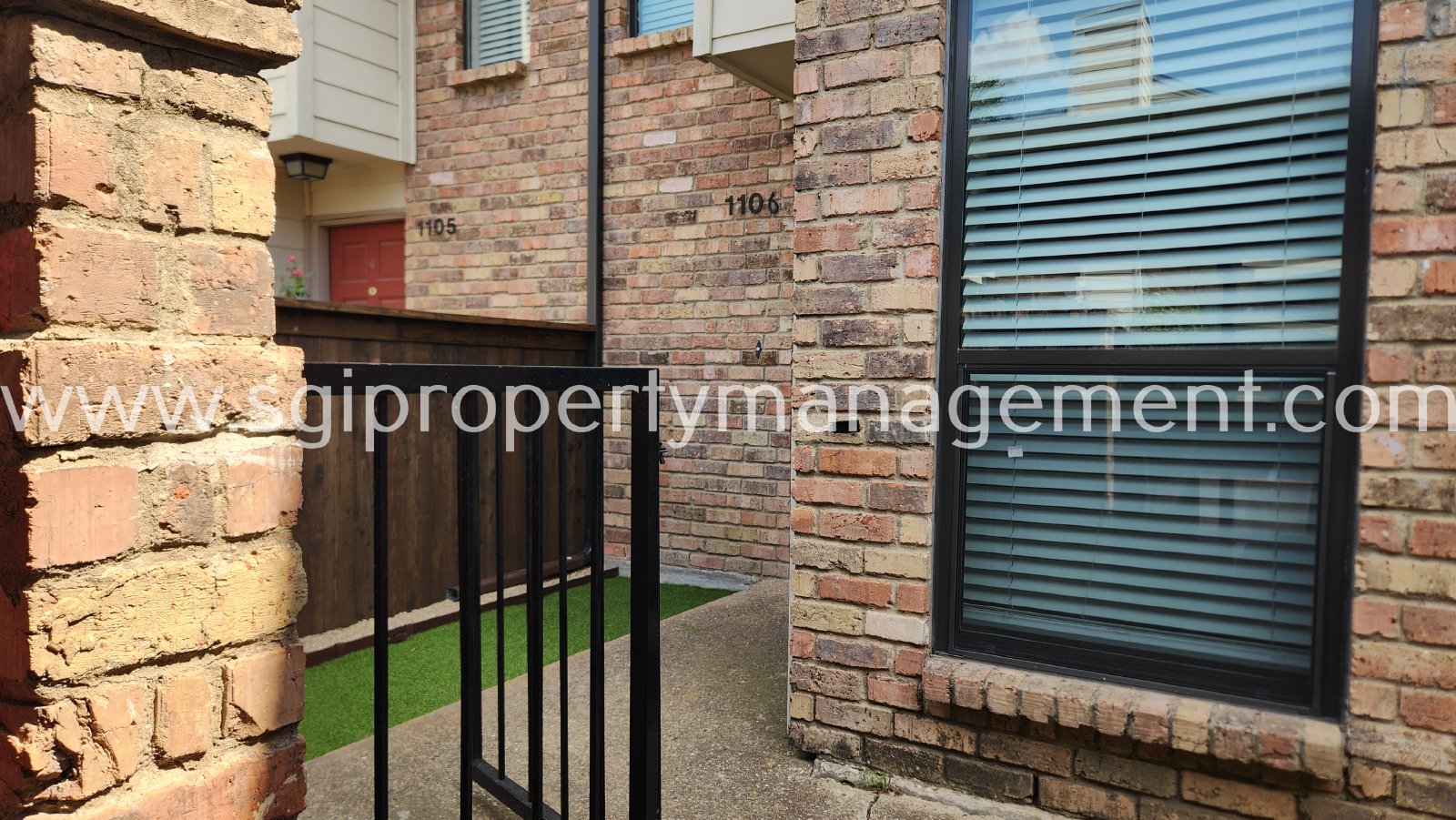 6646 E Lovers Ln property image