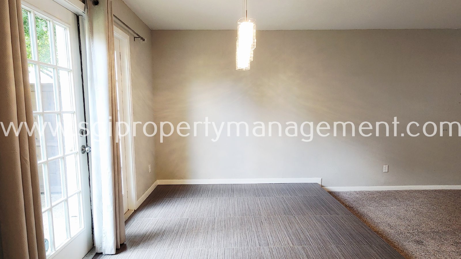 6646 E Lovers Ln property image