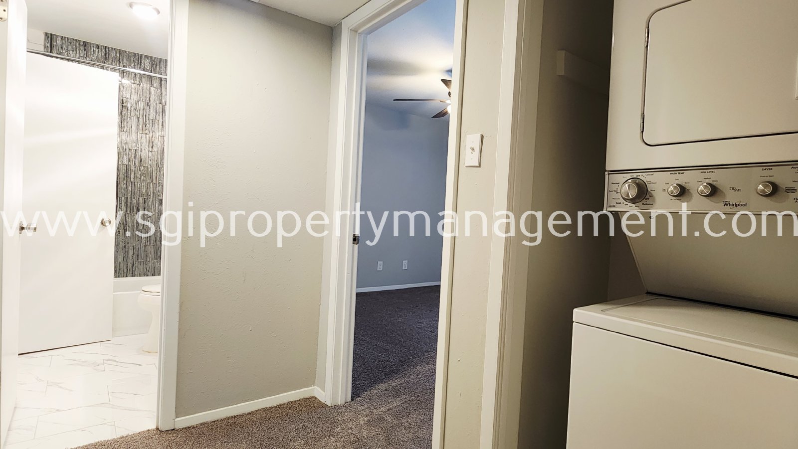 6646 E Lovers Ln property image