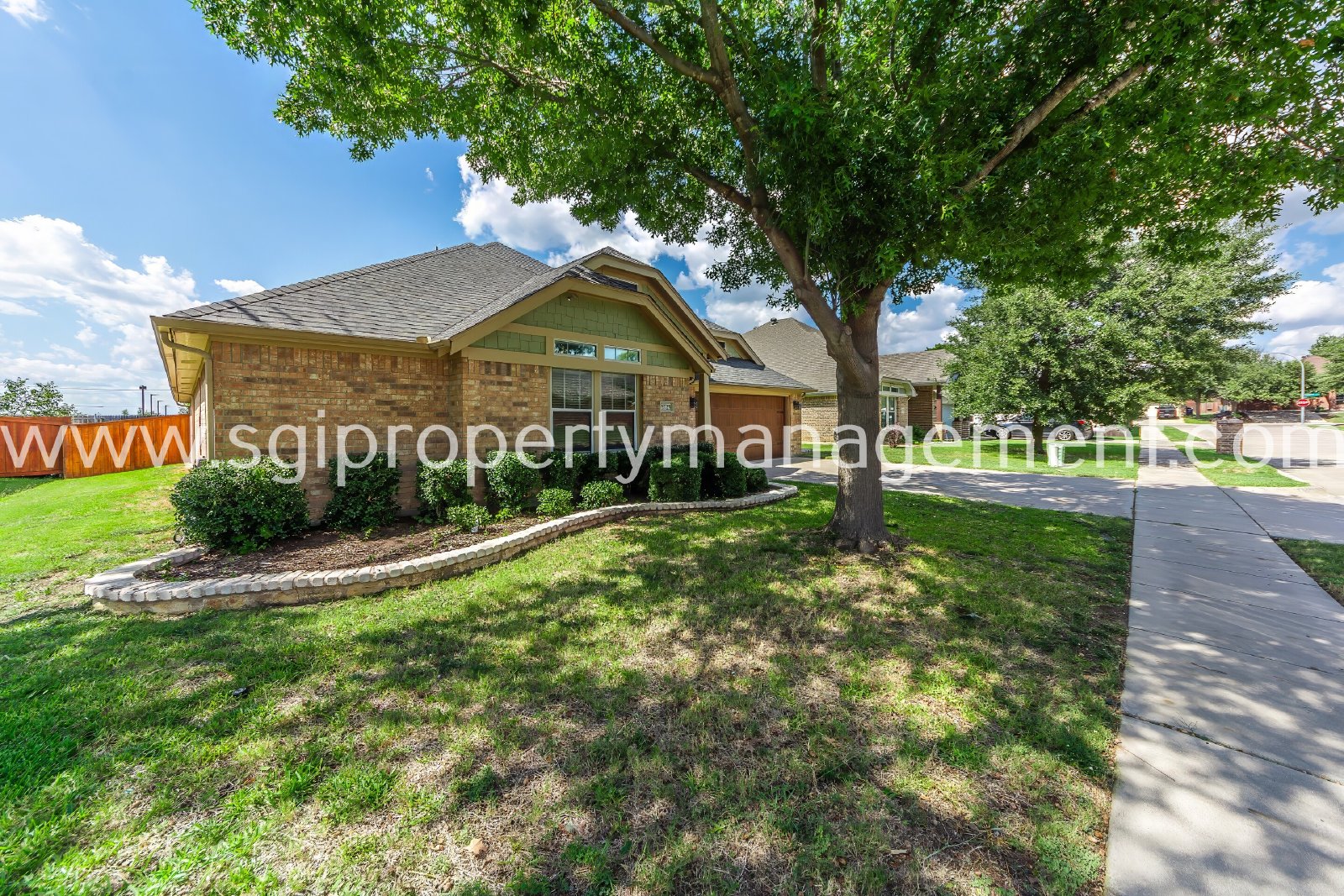 Large 1 story in Pinion Park property image