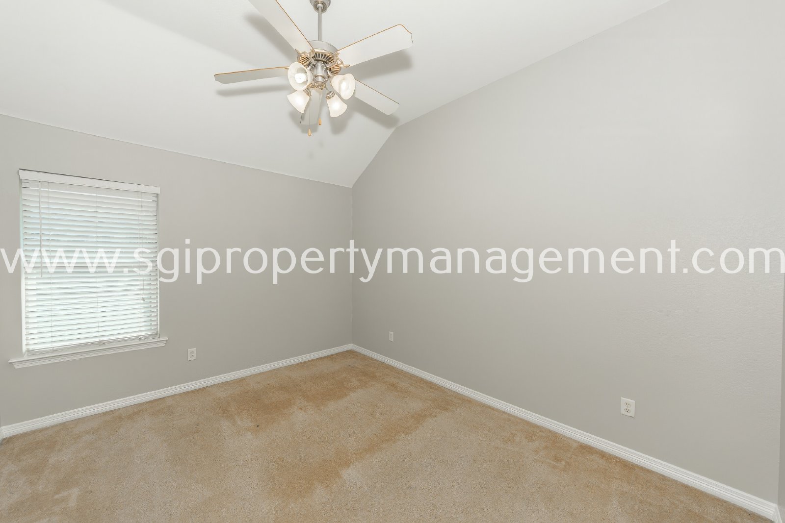 Large 1 story in Pinion Park property image