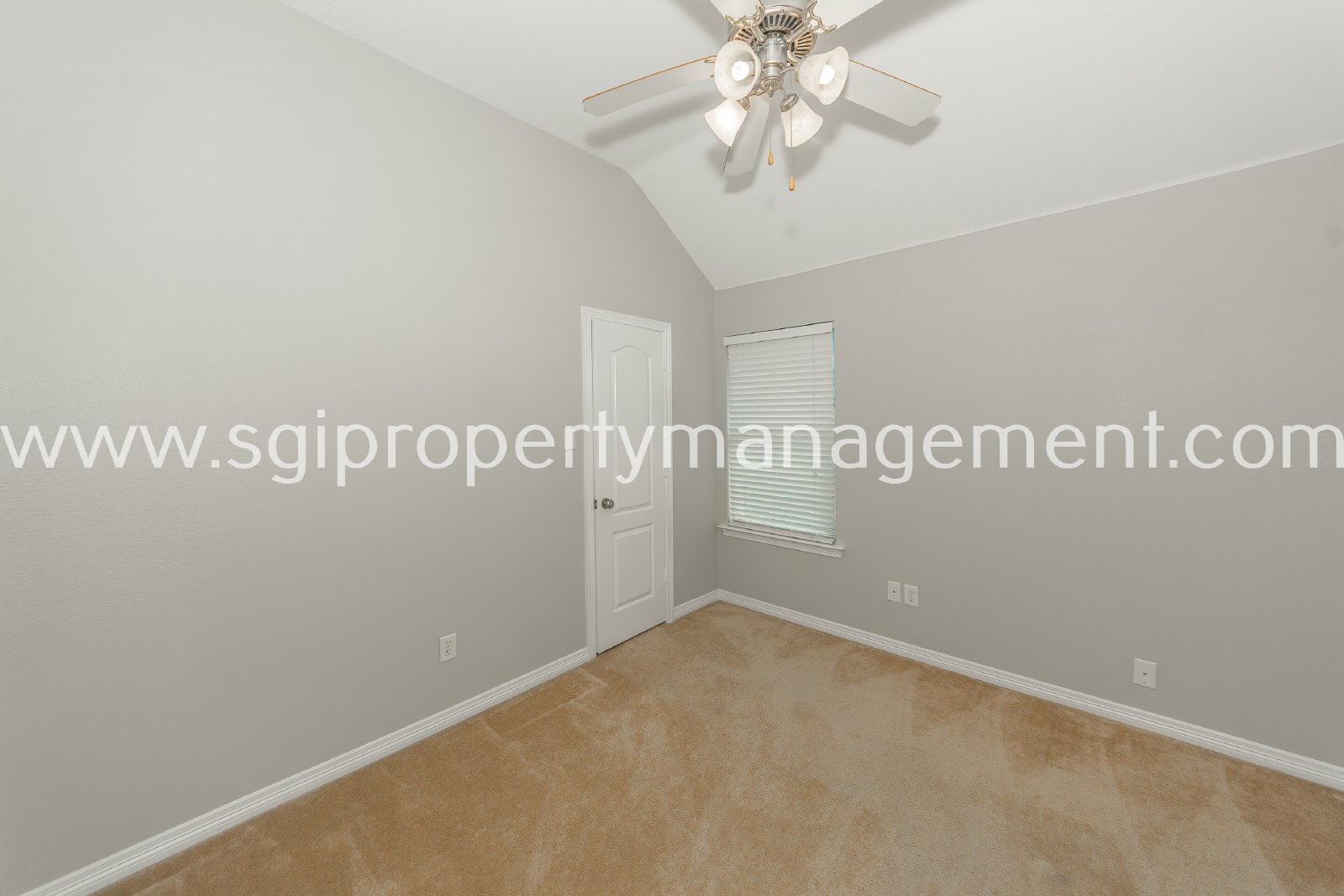 Large 1 story in Pinion Park property image