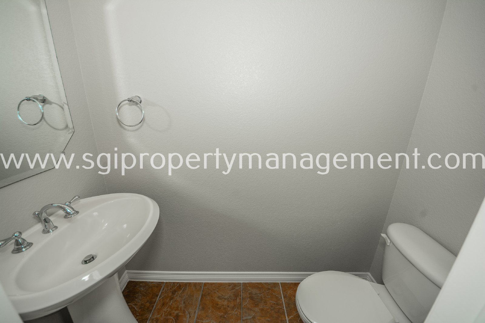 Large 1 story in Pinion Park property image