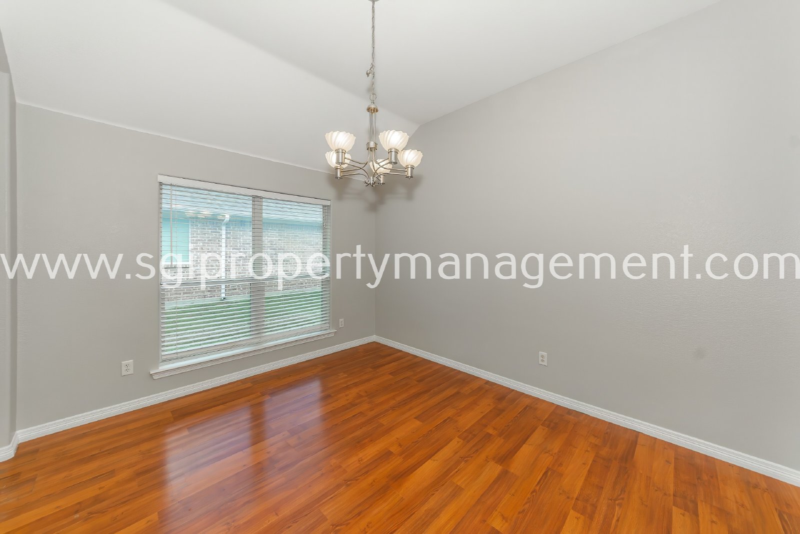 Large 1 story in Pinion Park property image