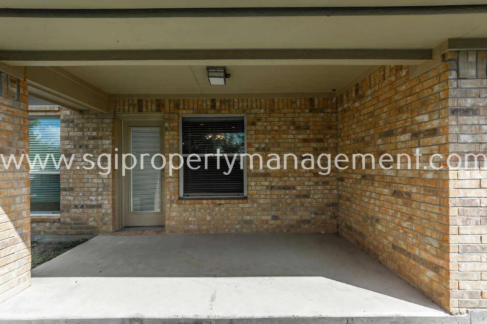 Large 1 story in Pinion Park property image