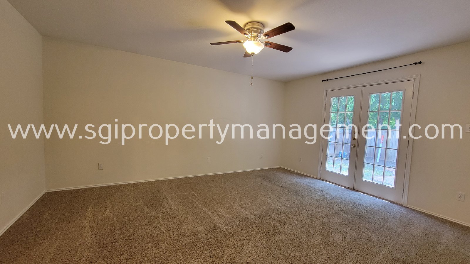 Move-in and enjoy this 3  bedroom with great community amenities property image