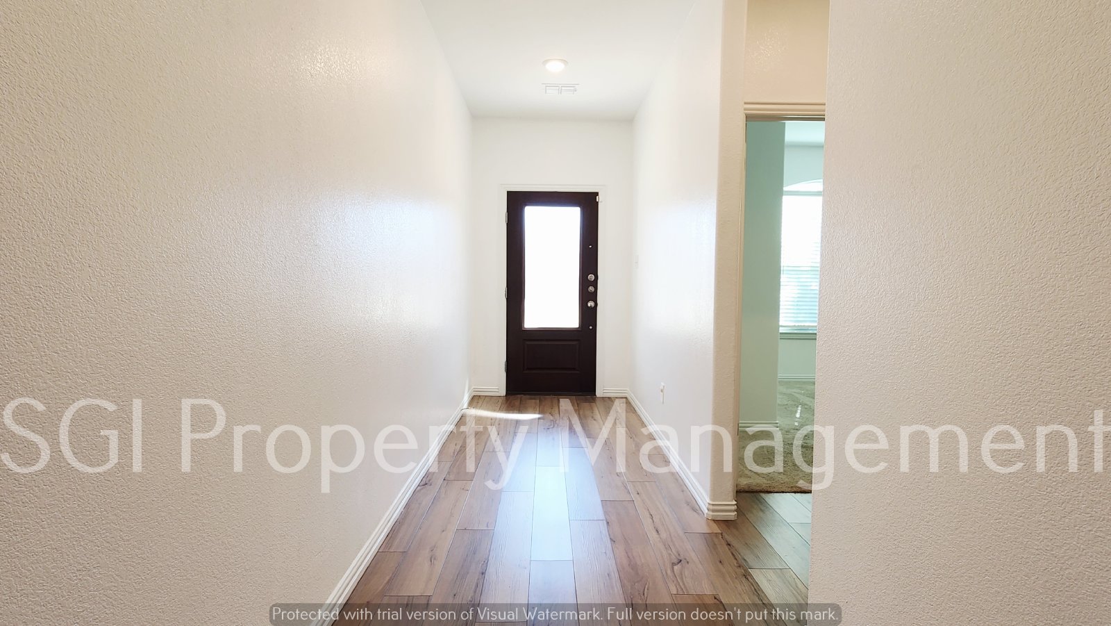 4 Bedroom Ready for Immediate Move in in Heartland property image