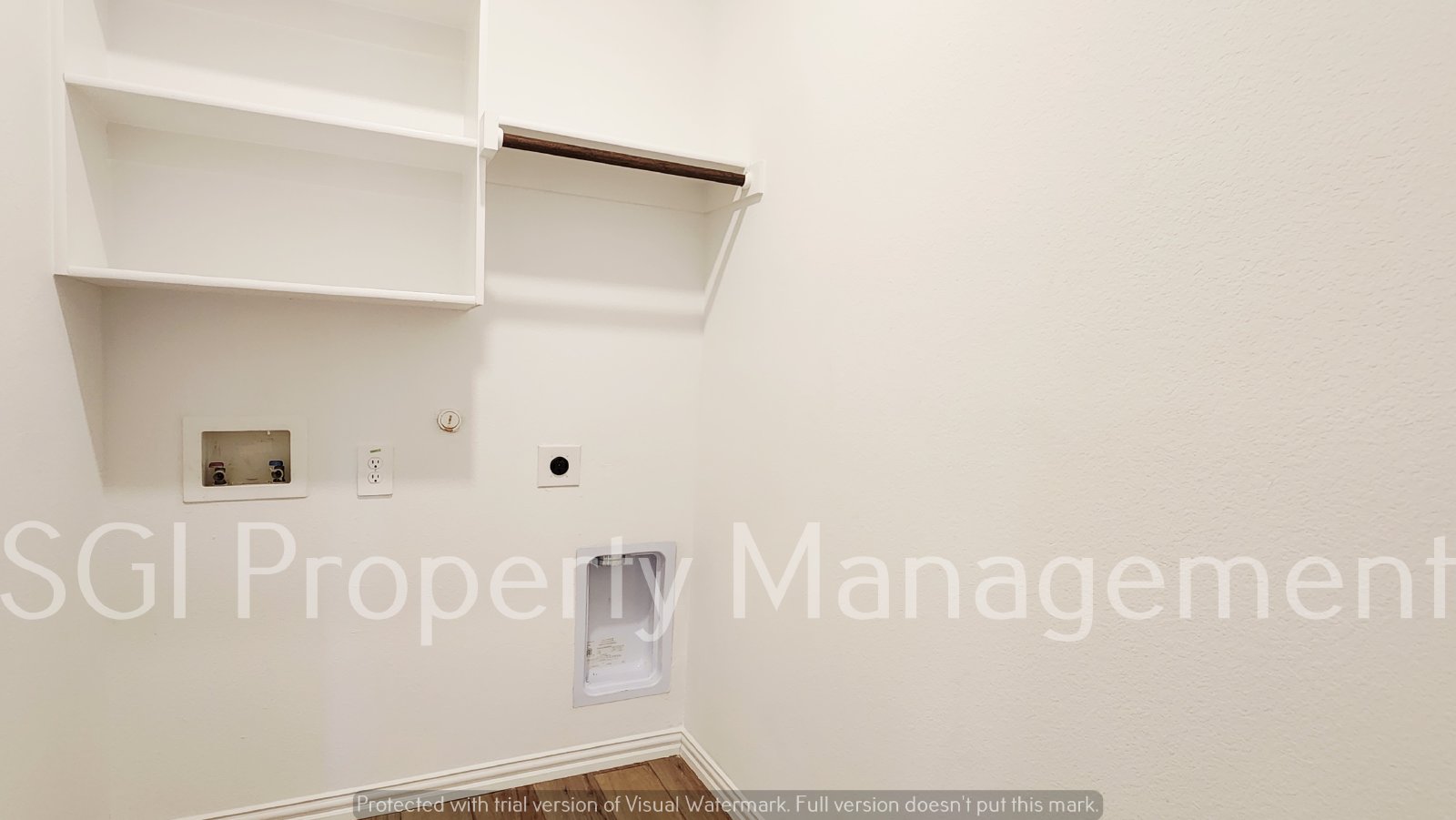 4 Bedroom Ready for Immediate Move in in Heartland property image