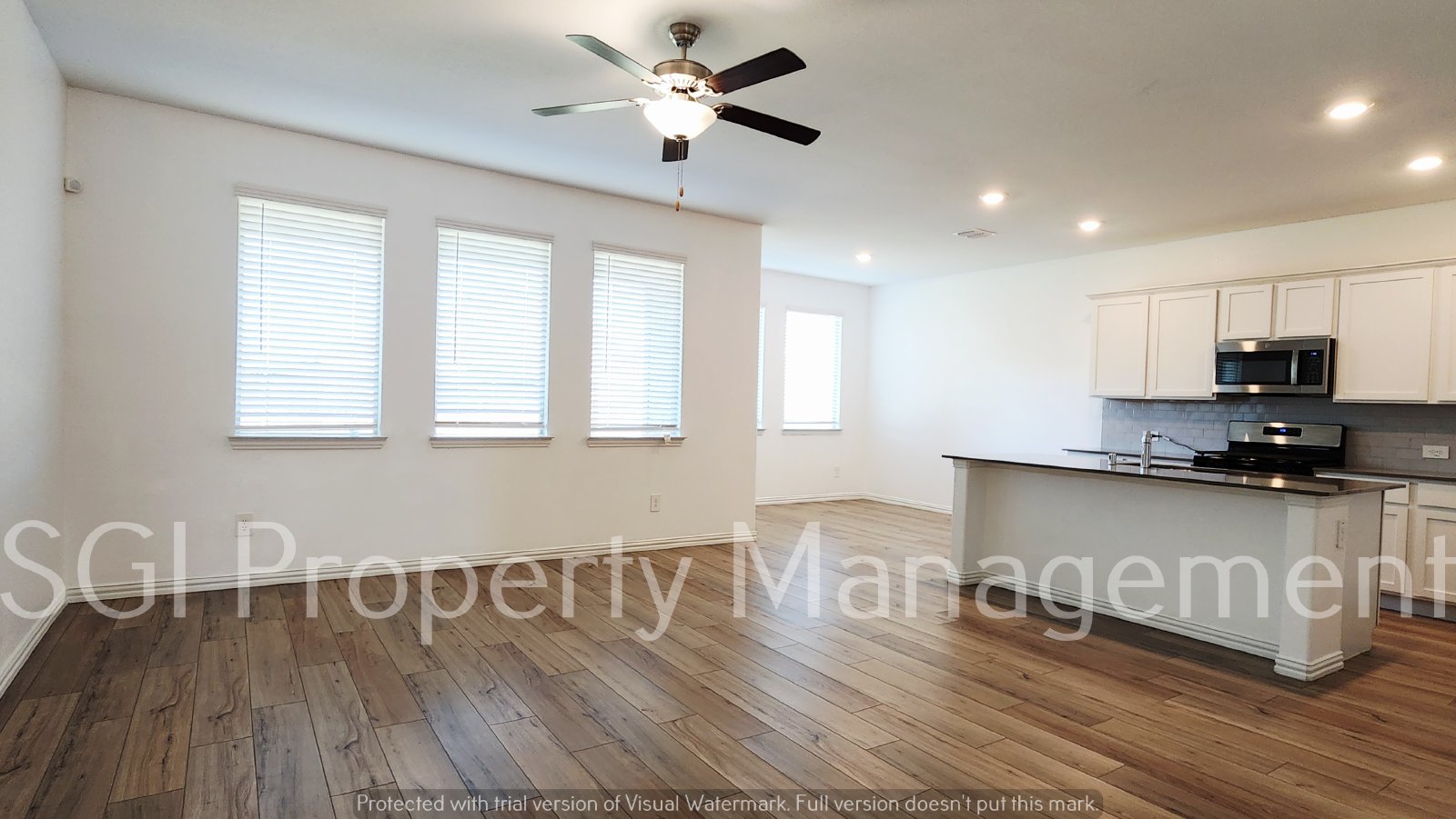 4 Bedroom Ready for Immediate Move in in Heartland property image