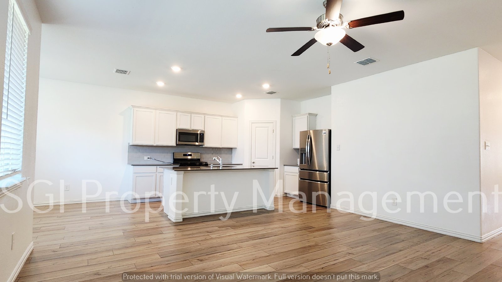 4 Bedroom Ready for Immediate Move in in Heartland property image