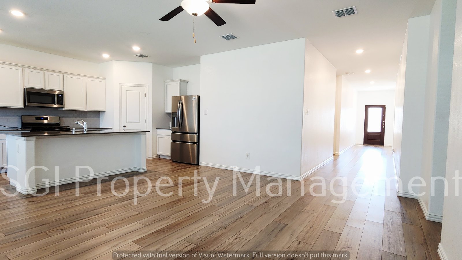 4 Bedroom Ready for Immediate Move in in Heartland property image