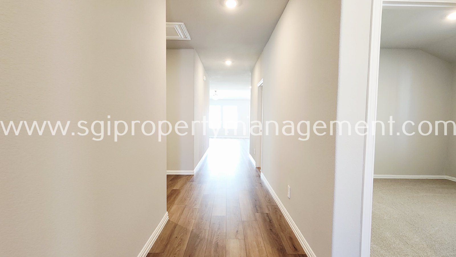 Gorgeous new build ready for move in property image