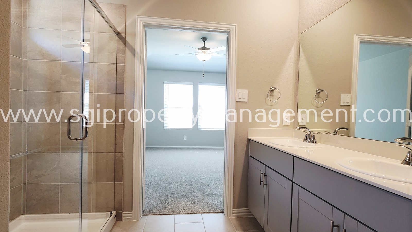 Gorgeous new build ready for move in property image