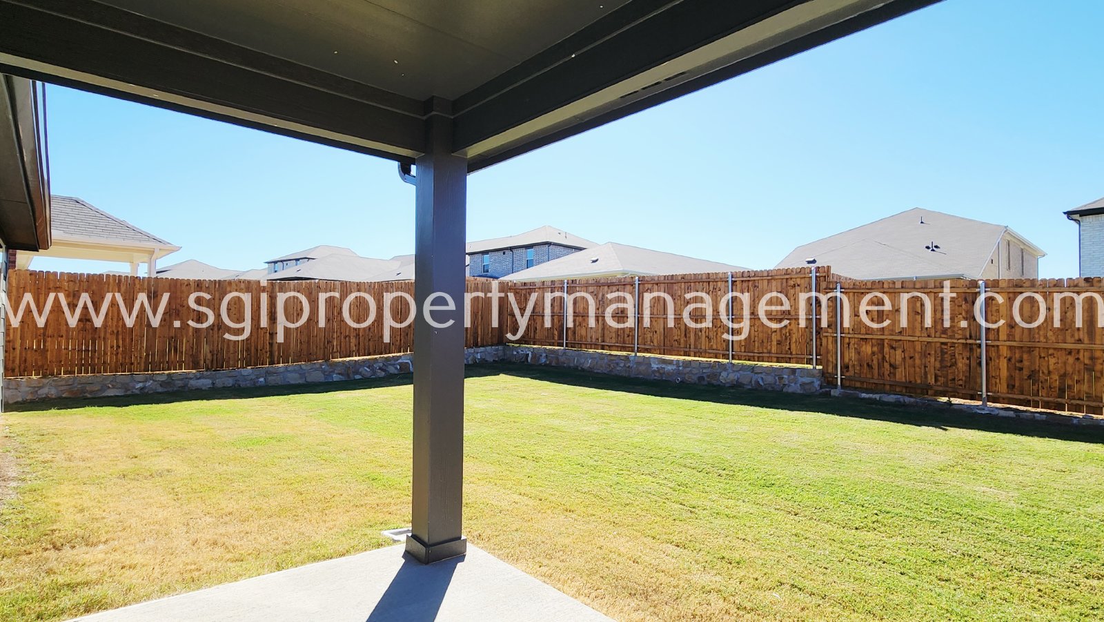 Gorgeous new build ready for move in property image