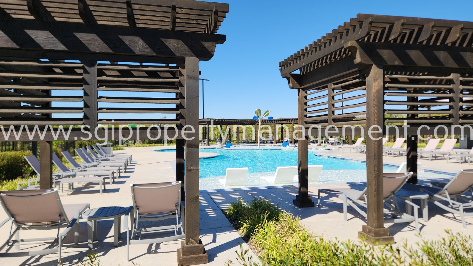 Gorgeous new build ready for move in property image