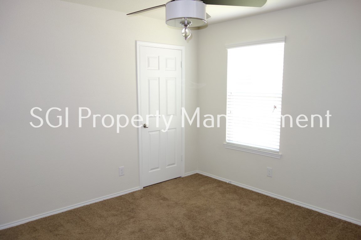 Beautiful one-story home with open concept property image