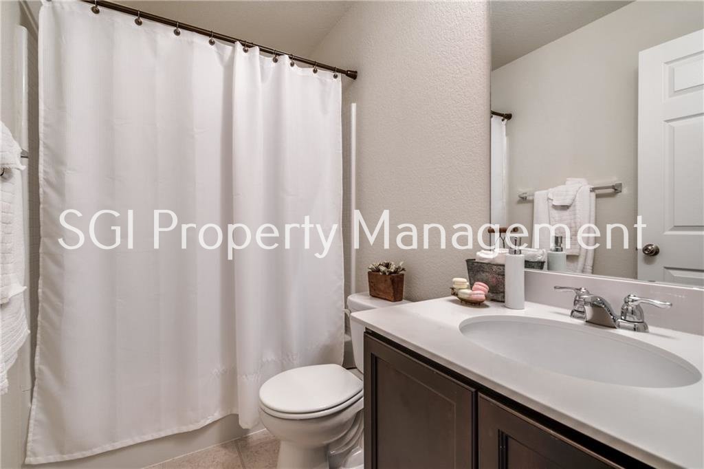 Beautiful one-story home with open concept property image