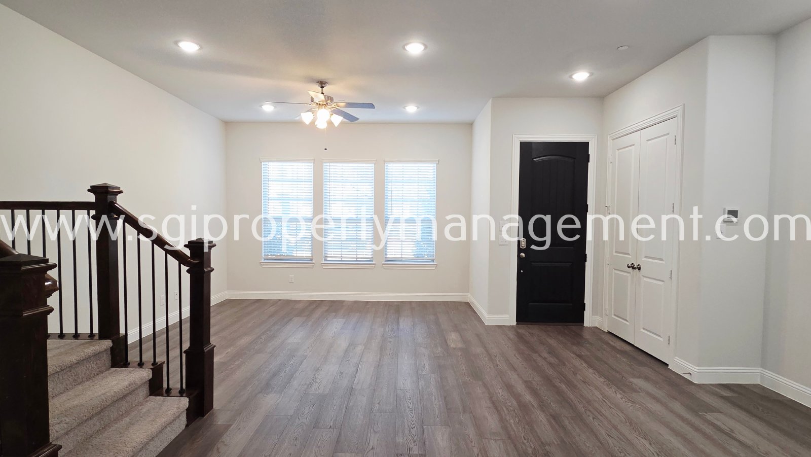 Gorgeous townhome ready for move in property image