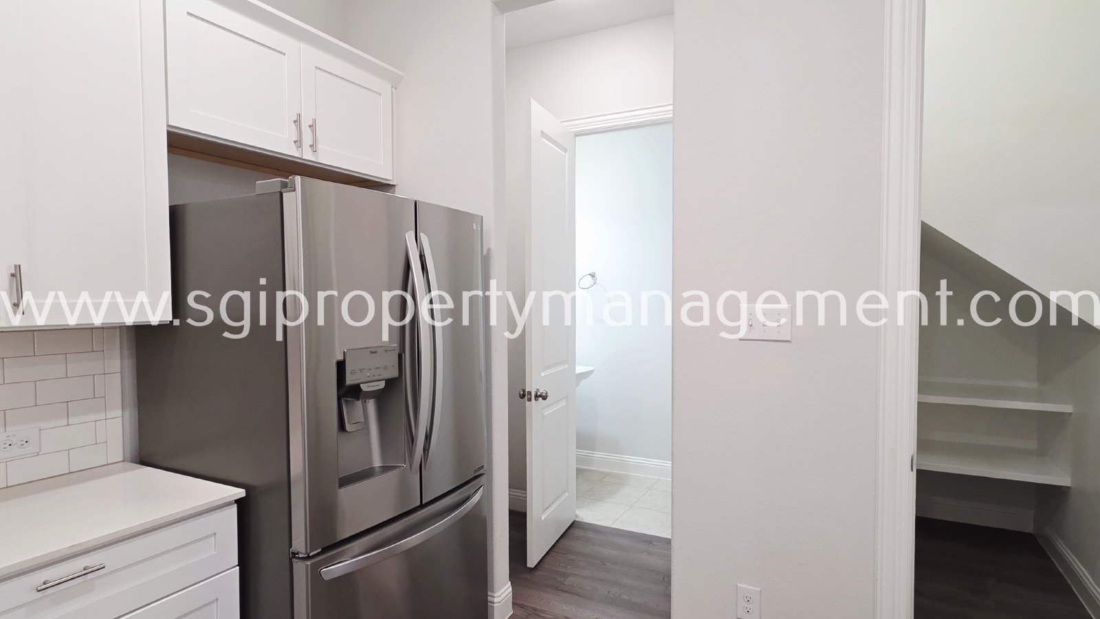 Gorgeous townhome ready for move in property image