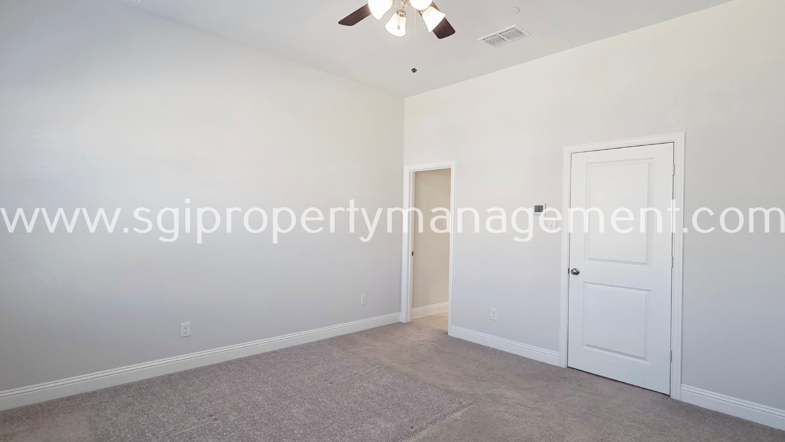Gorgeous townhome ready for move in property image