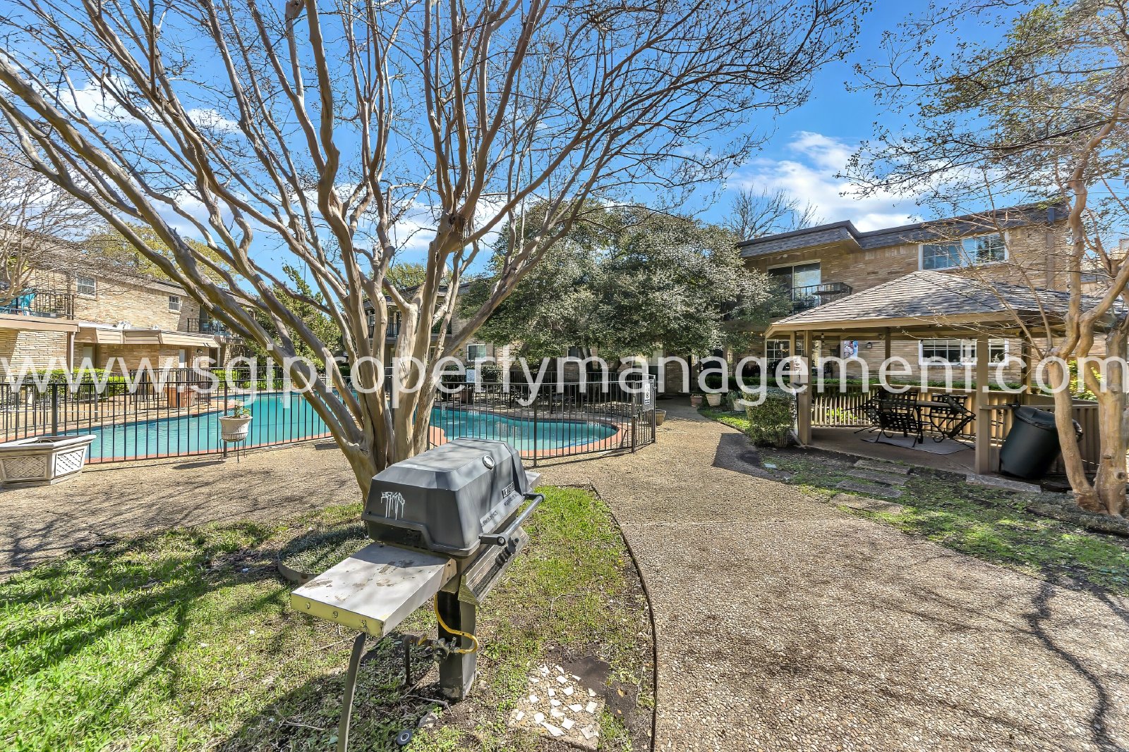 Spacious 2 bedroom condo ready for move in property image