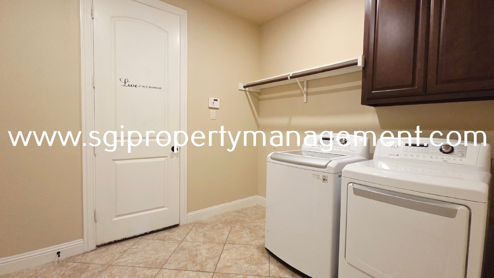 Spacious home ready for move in property image