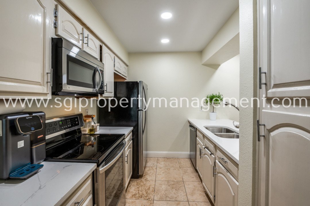 5100 Verde Valley Ln property image