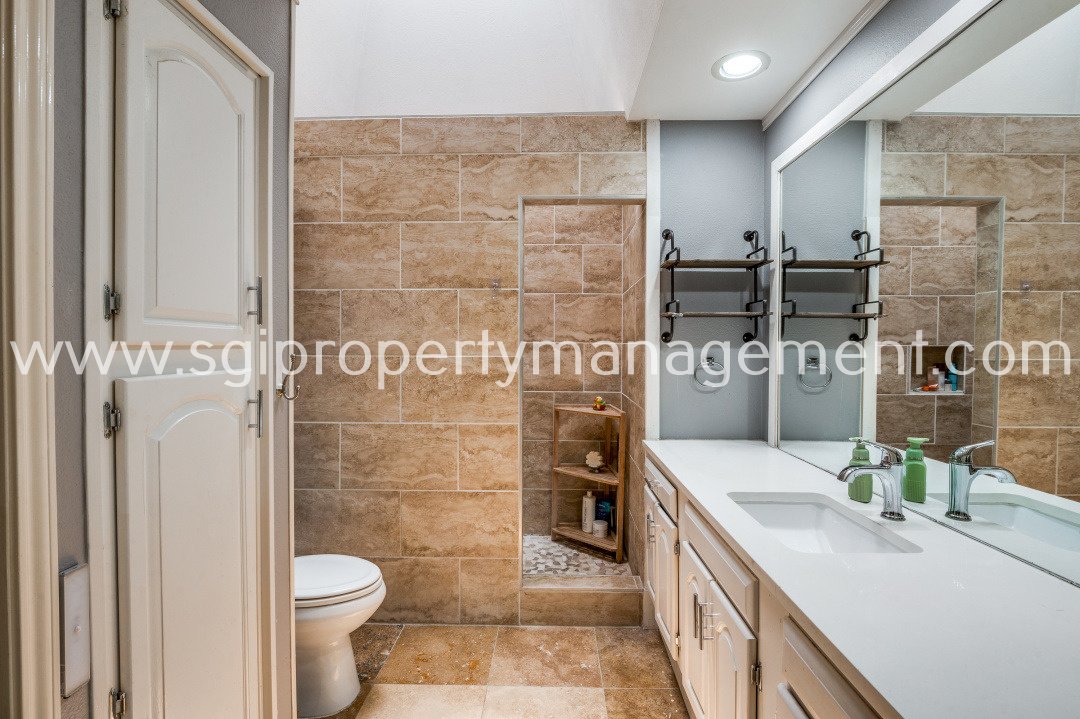 5100 Verde Valley Ln property image