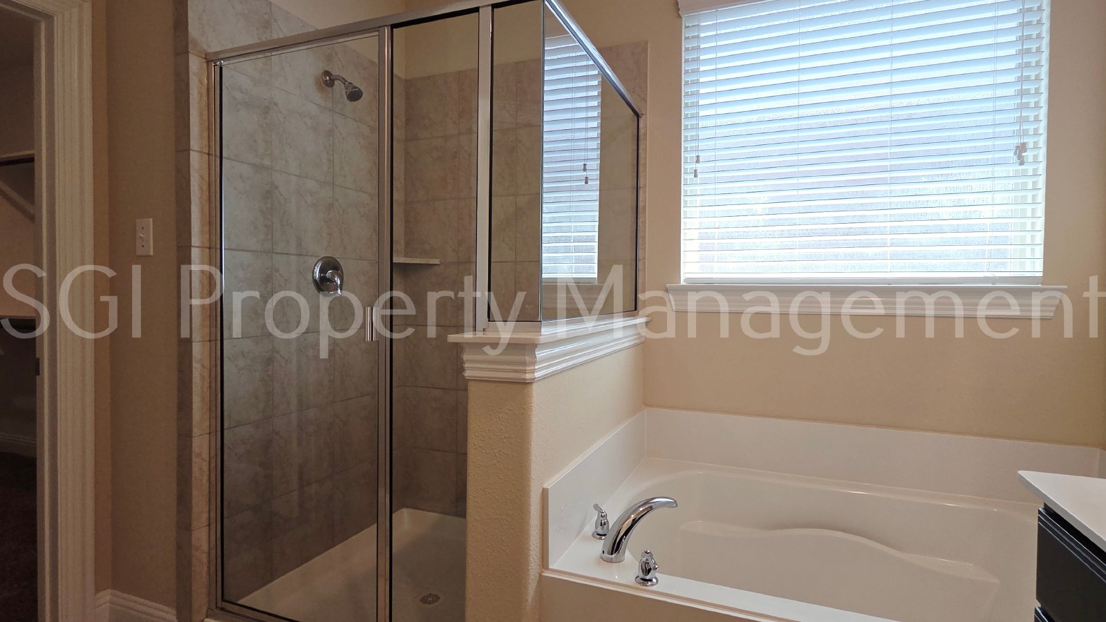 Gorgeous home ready for move in property image