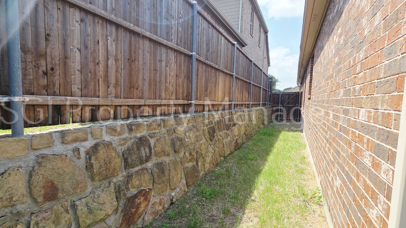 Gorgeous home ready for move in property image