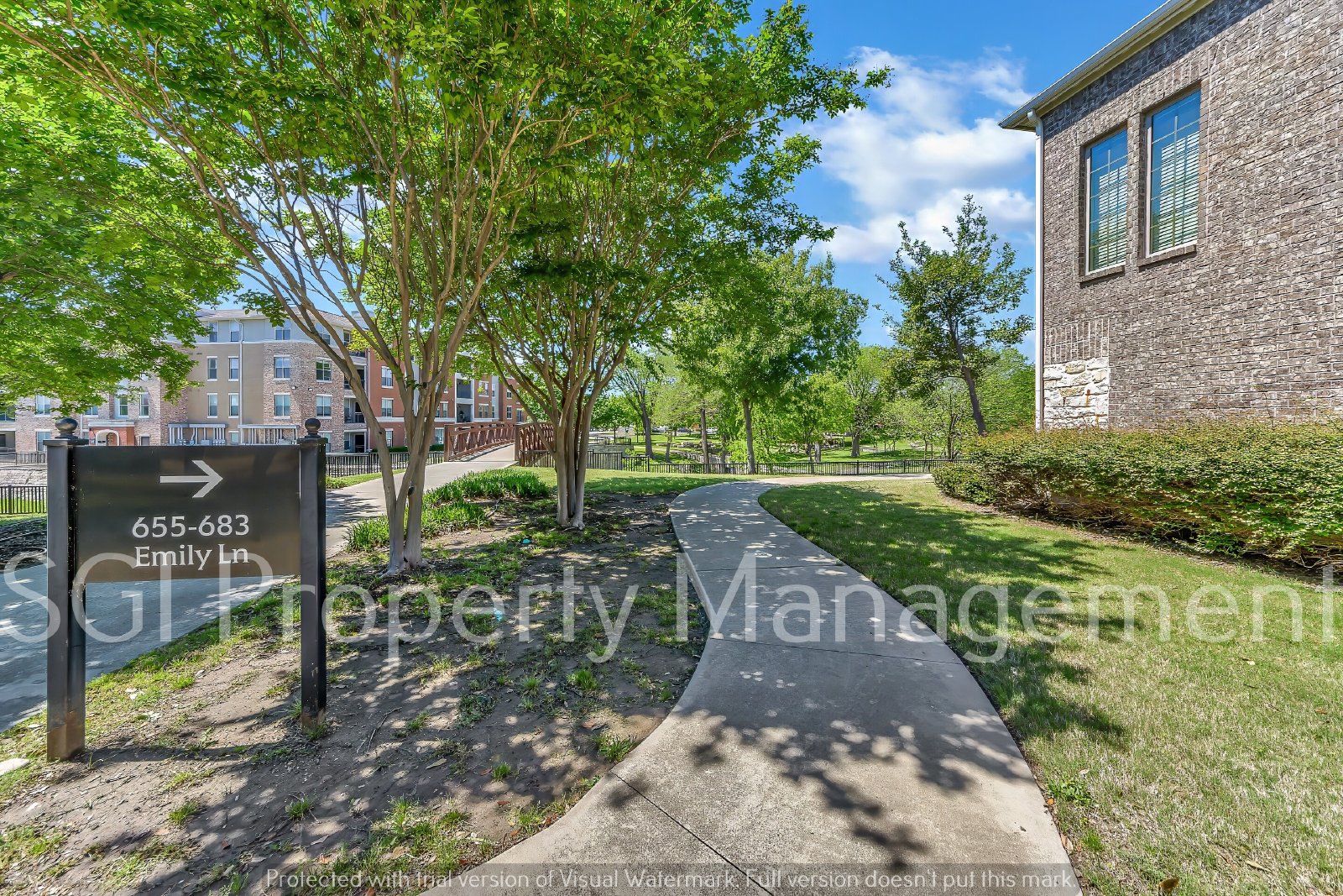 679 Emily Ln property image