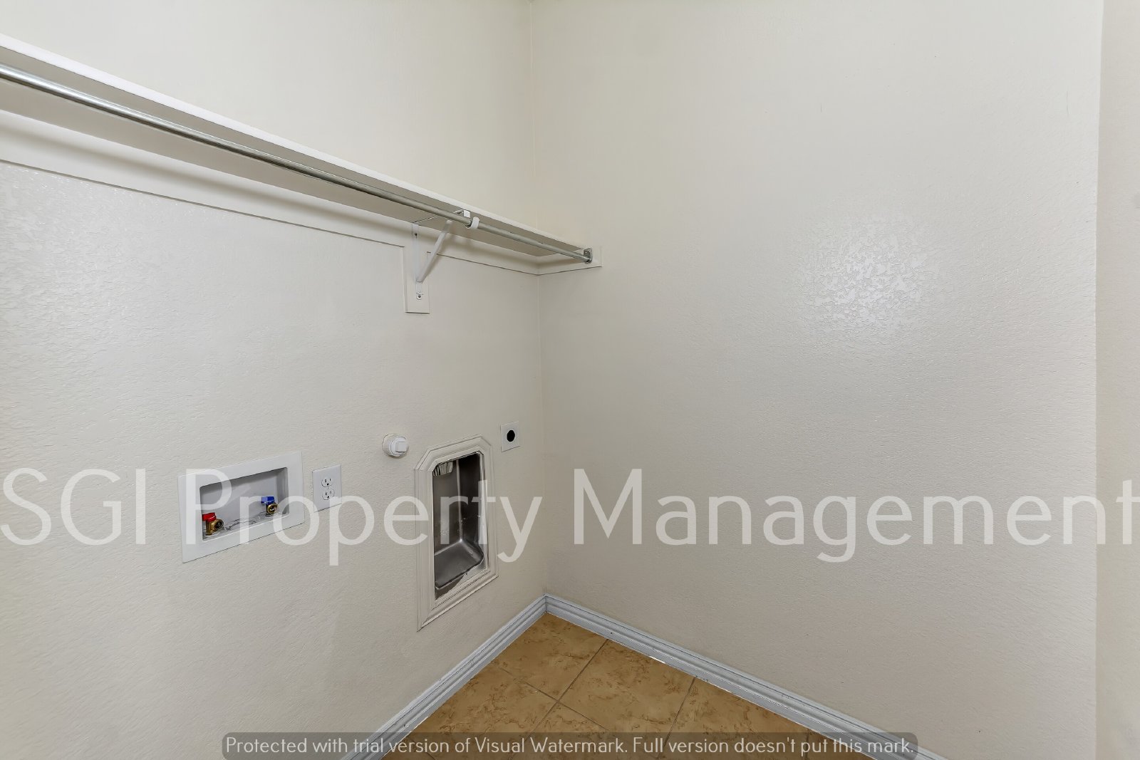 679 Emily Ln property image