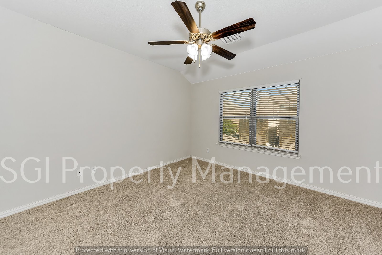 679 Emily Ln property image