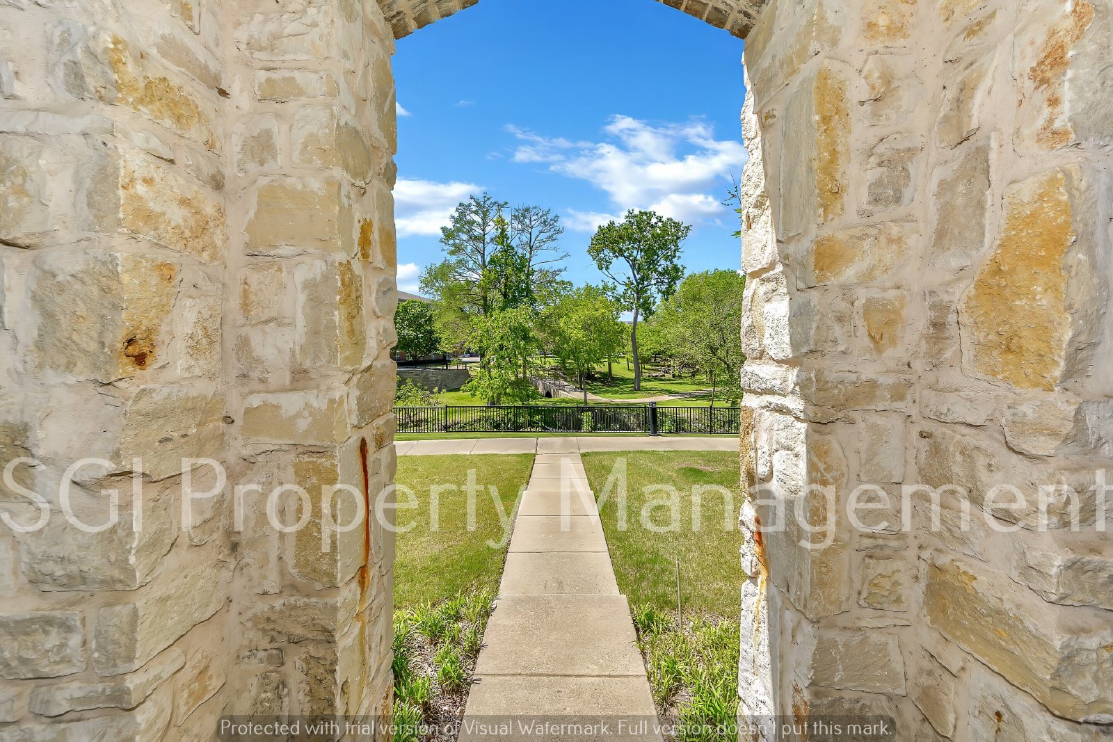 679 Emily Ln property image