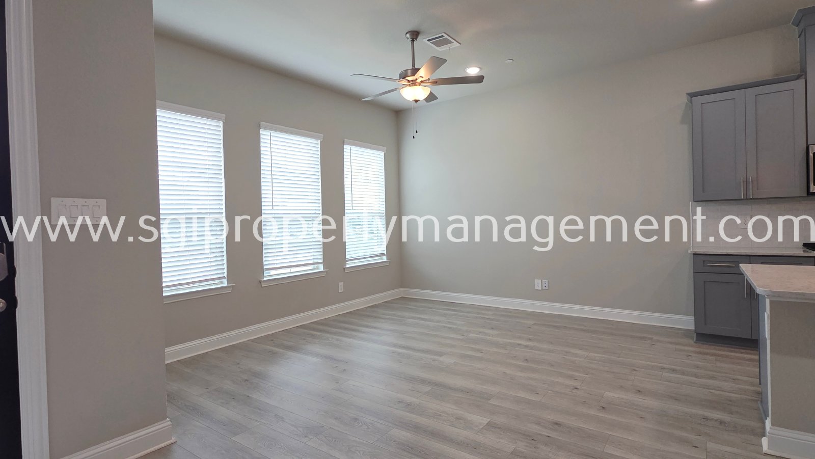 Gorgeous townhome ready for move in property image