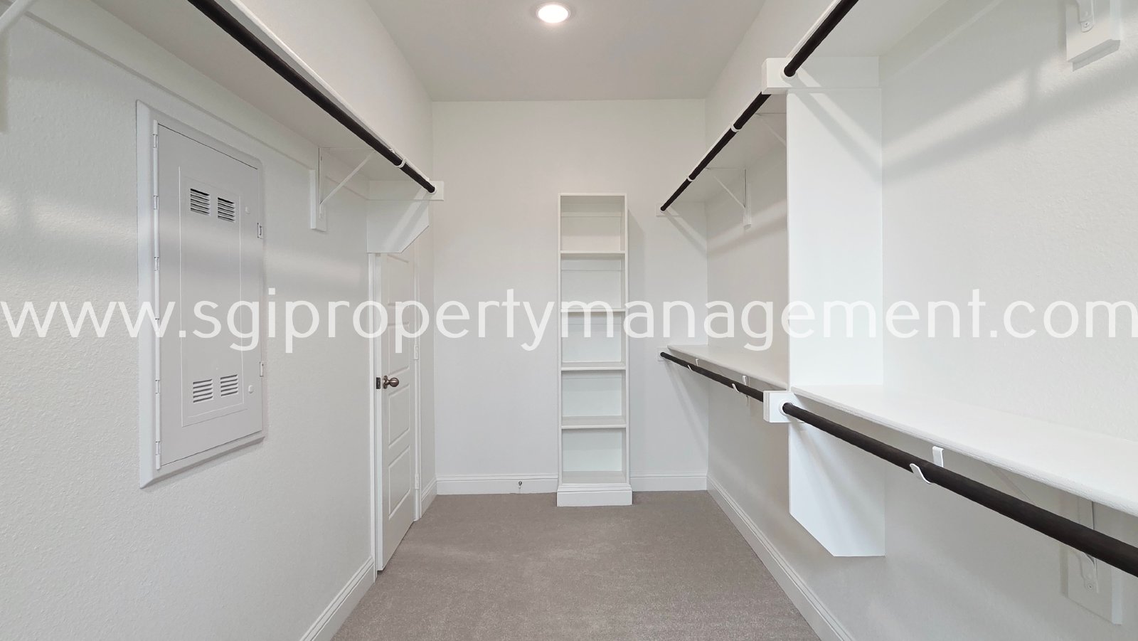 Gorgeous townhome ready for move in property image