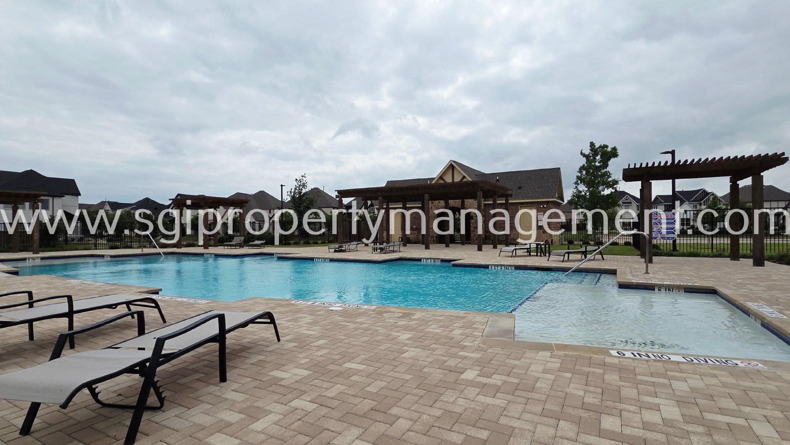 Gorgeous townhome ready for move in property image