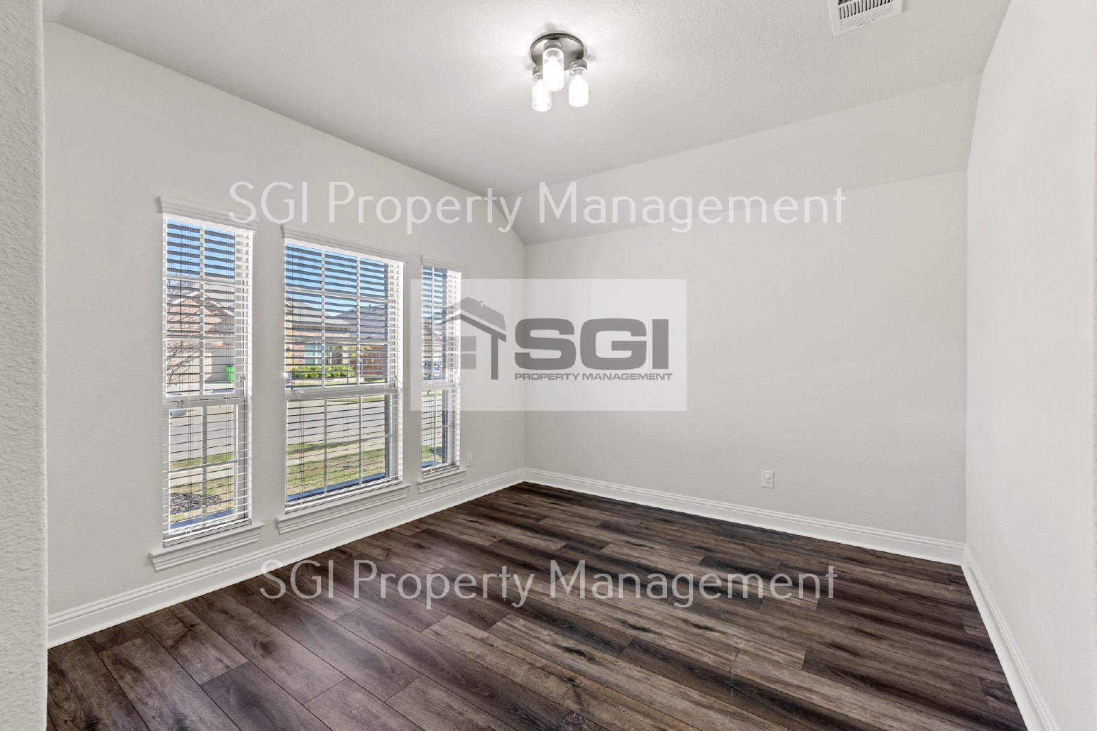 Fantastic large 1 story home in Silverado ready for immediate move in property image