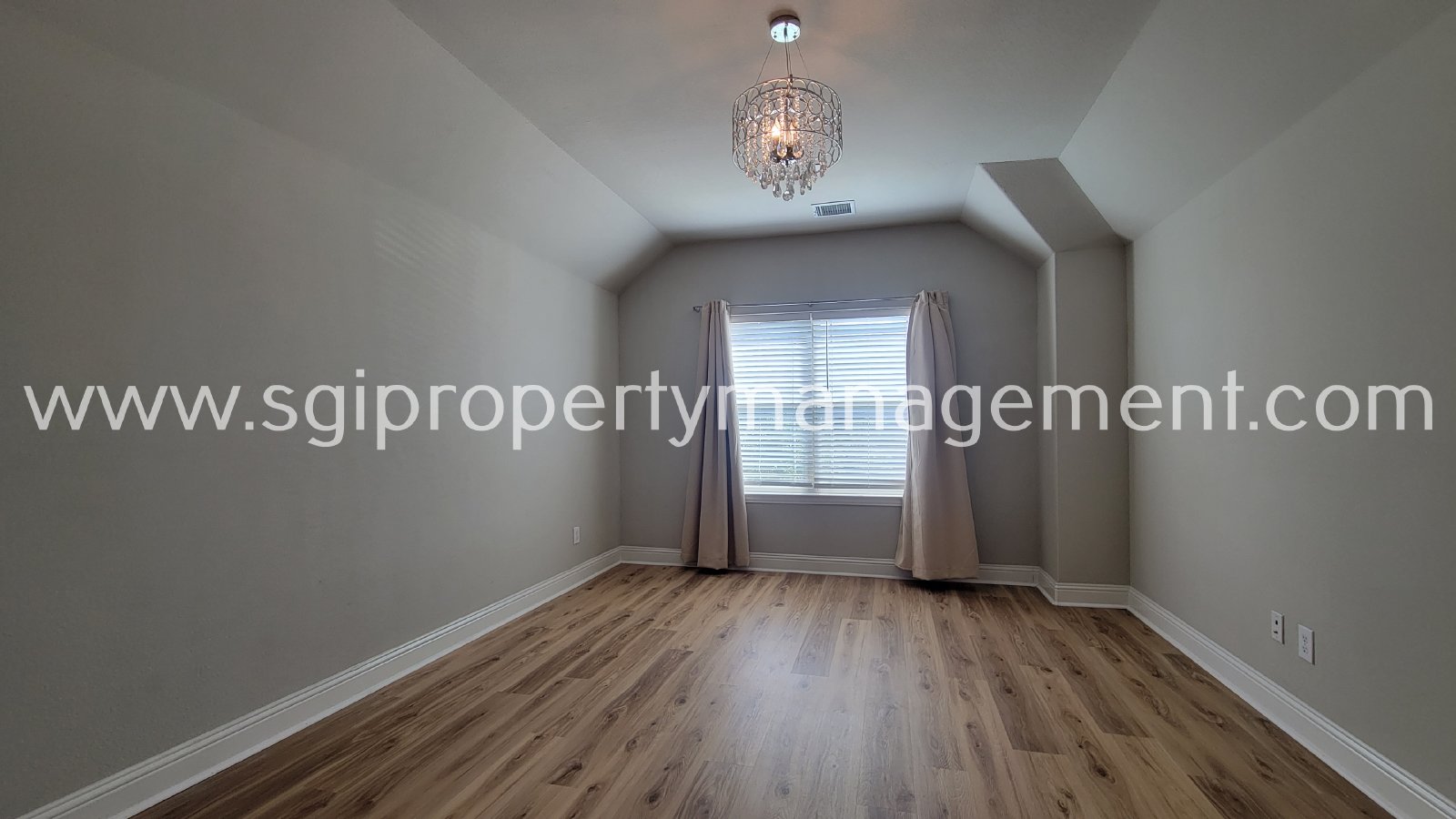 Rare townhouse availability in Murphy property image